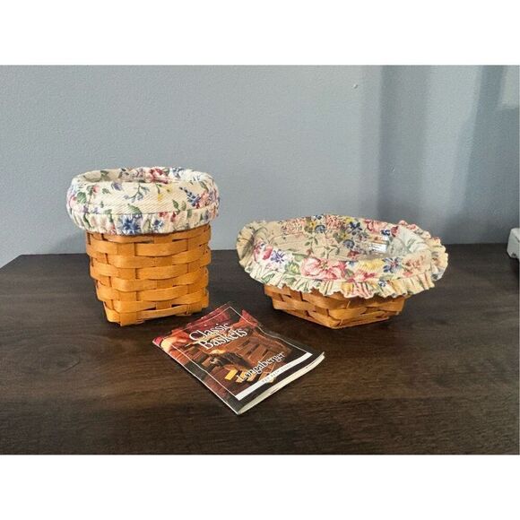 Longaberger set of 2 small baskets with floral fabric lining - Picture 1 of 9